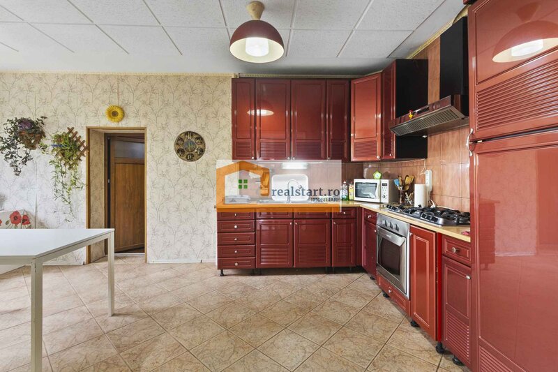 Breaza Pet Friendly, Vedere Padure, 5000mp teren, D+P+1E+M, semineu, foisor